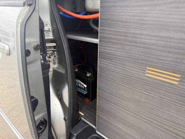 Used Nissan Serena 2020 for sale - 75768806: Photo 42