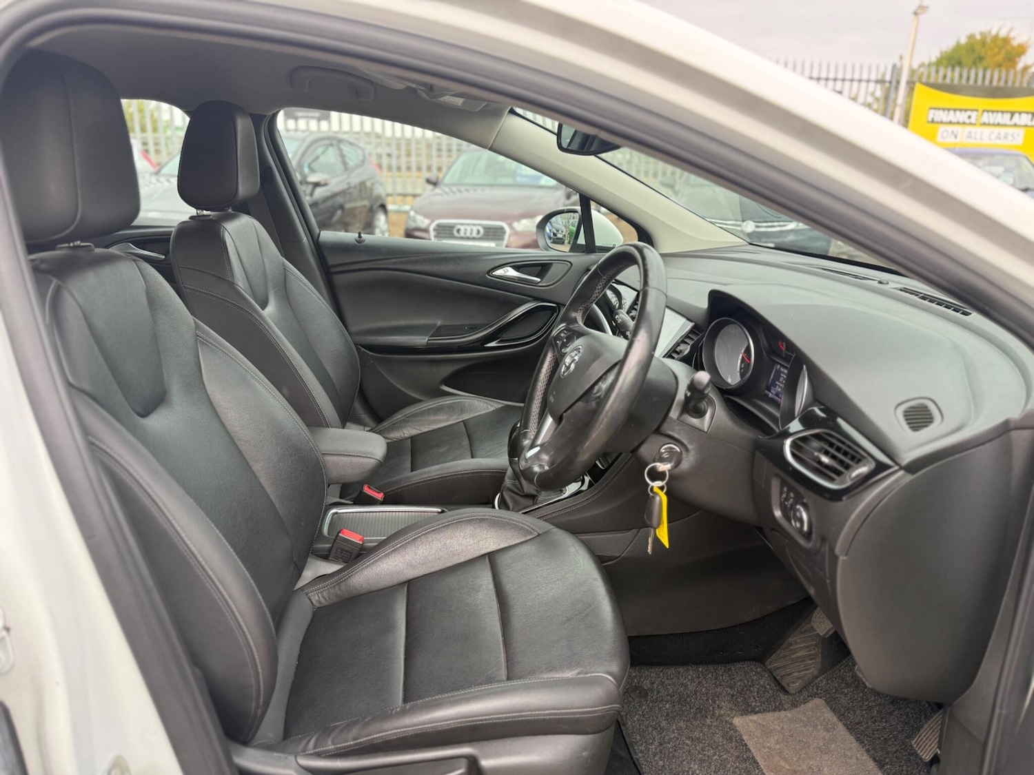 Used Vauxhall Astra 2018 for sale - 76472908: Photo 27