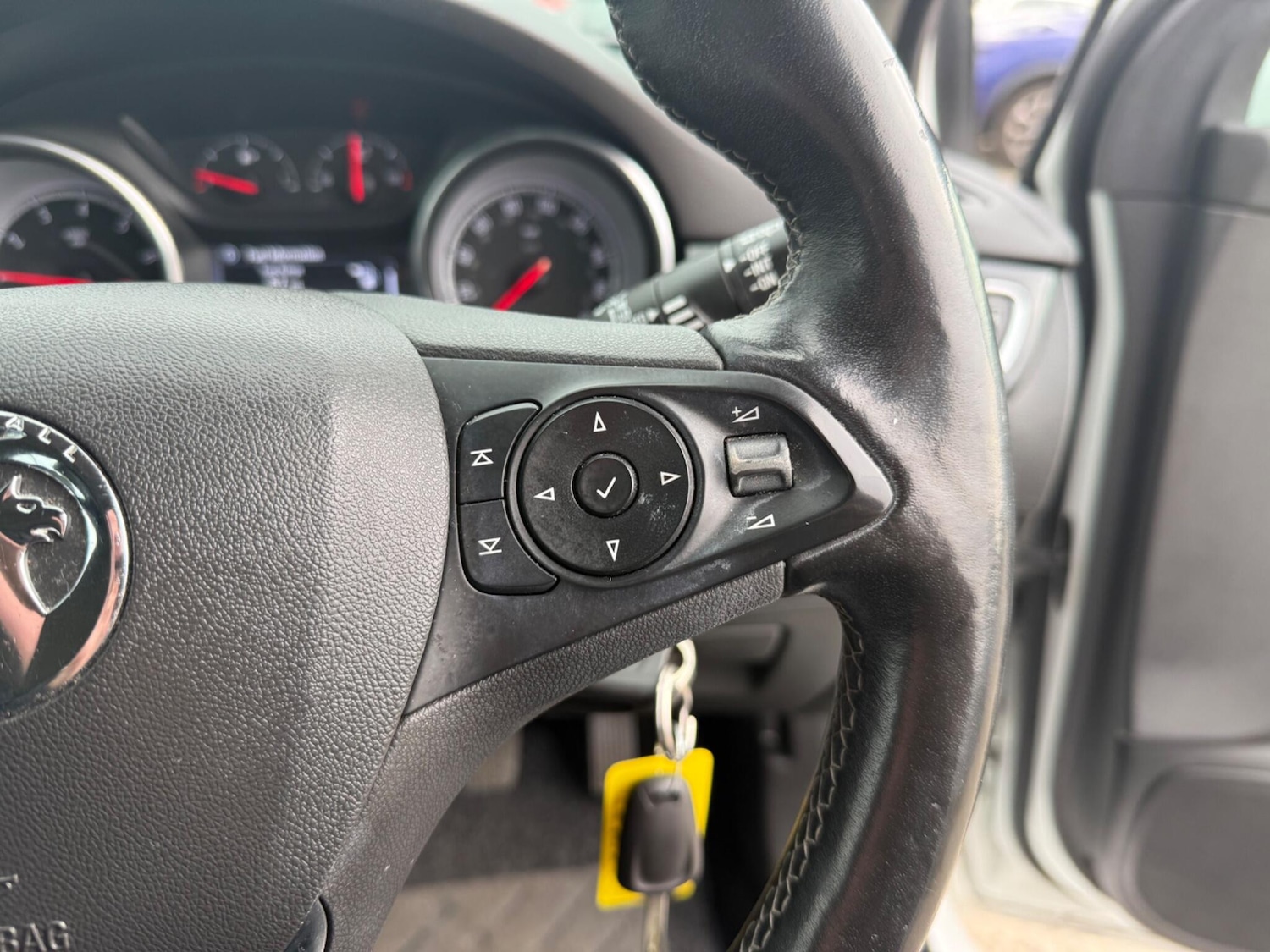 Used Vauxhall Astra 2018 for sale - 76472908: Photo 34