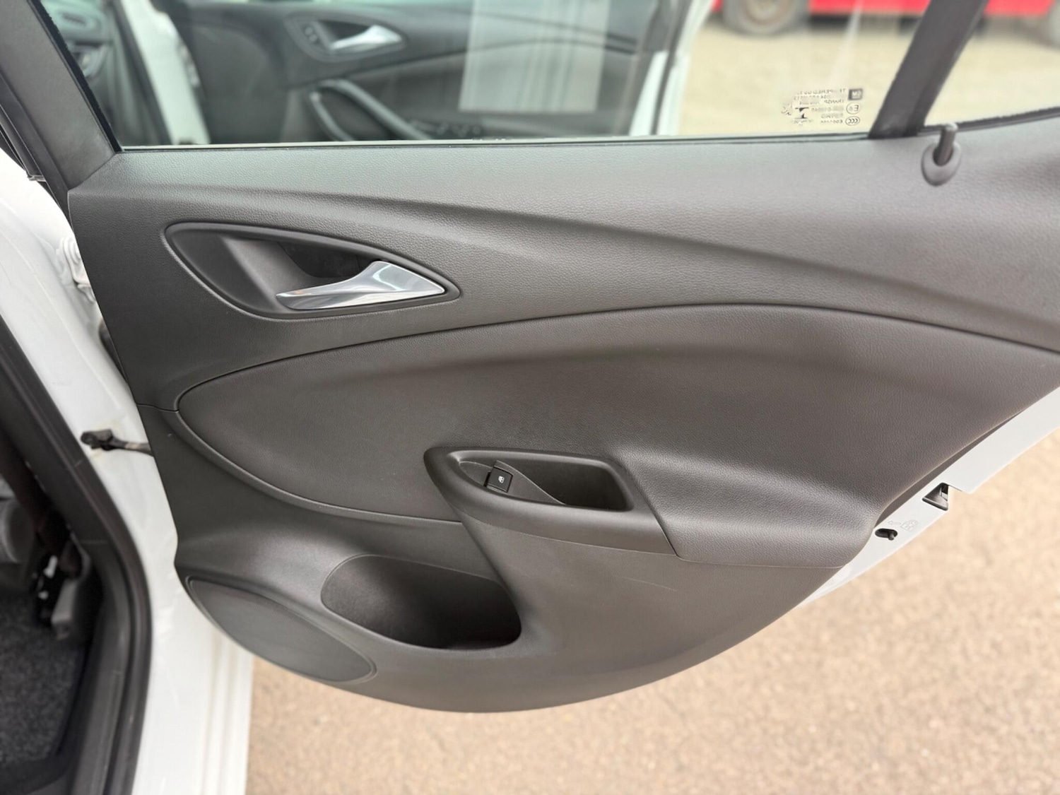 Used Vauxhall Astra 2018 for sale - 76472908: Photo 52