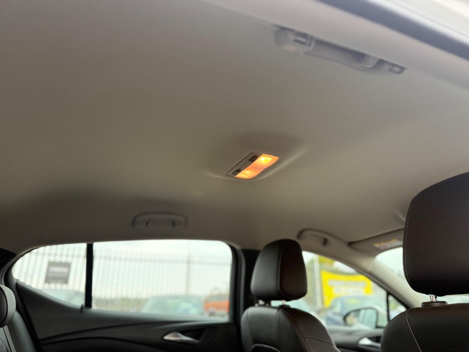 Used Vauxhall Astra 2018 for sale - 76472908: Photo 59