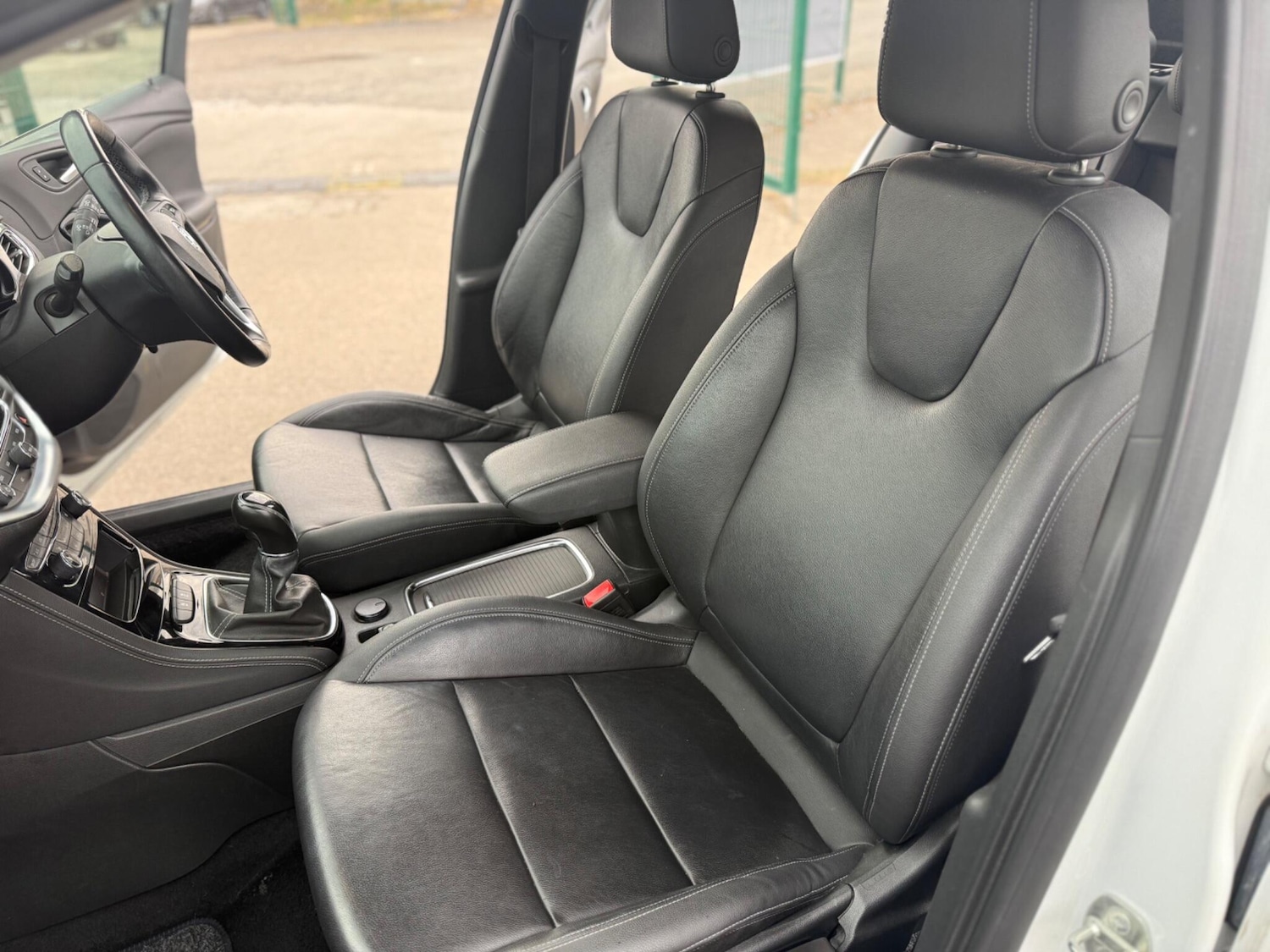 Used Vauxhall Astra 2018 for sale - 76472908: Photo 67