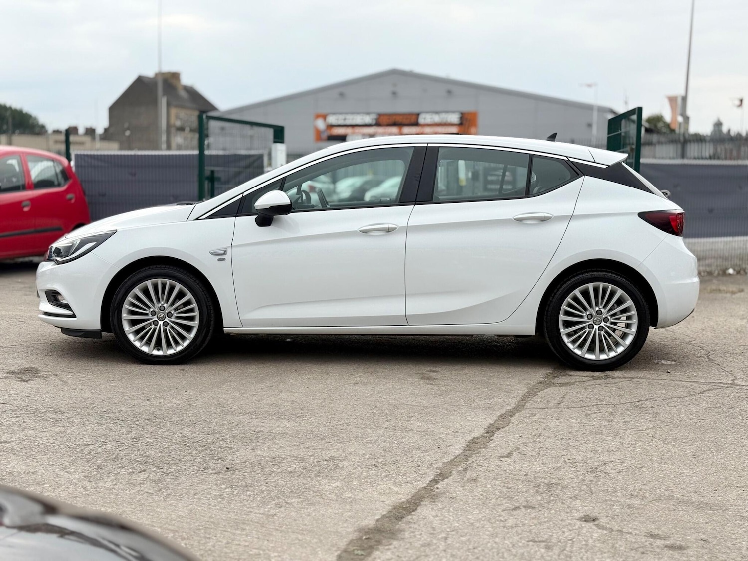 Used Vauxhall Astra 2018 for sale - 76472908: Photo 7