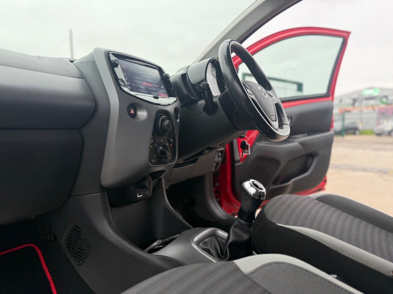 Used Toyota AYGO 2020 for sale - 76996075: Photo 68