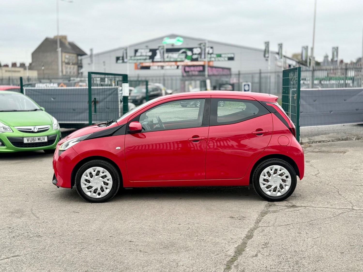 Used Toyota AYGO 2020 for sale - 76996075: Photo 7