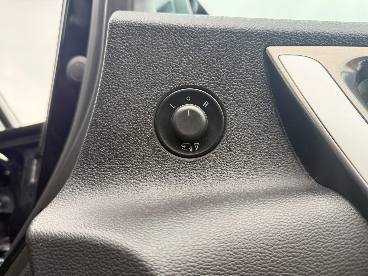 Used Vauxhall Astra 2011 for sale - 77344697: Photo 27