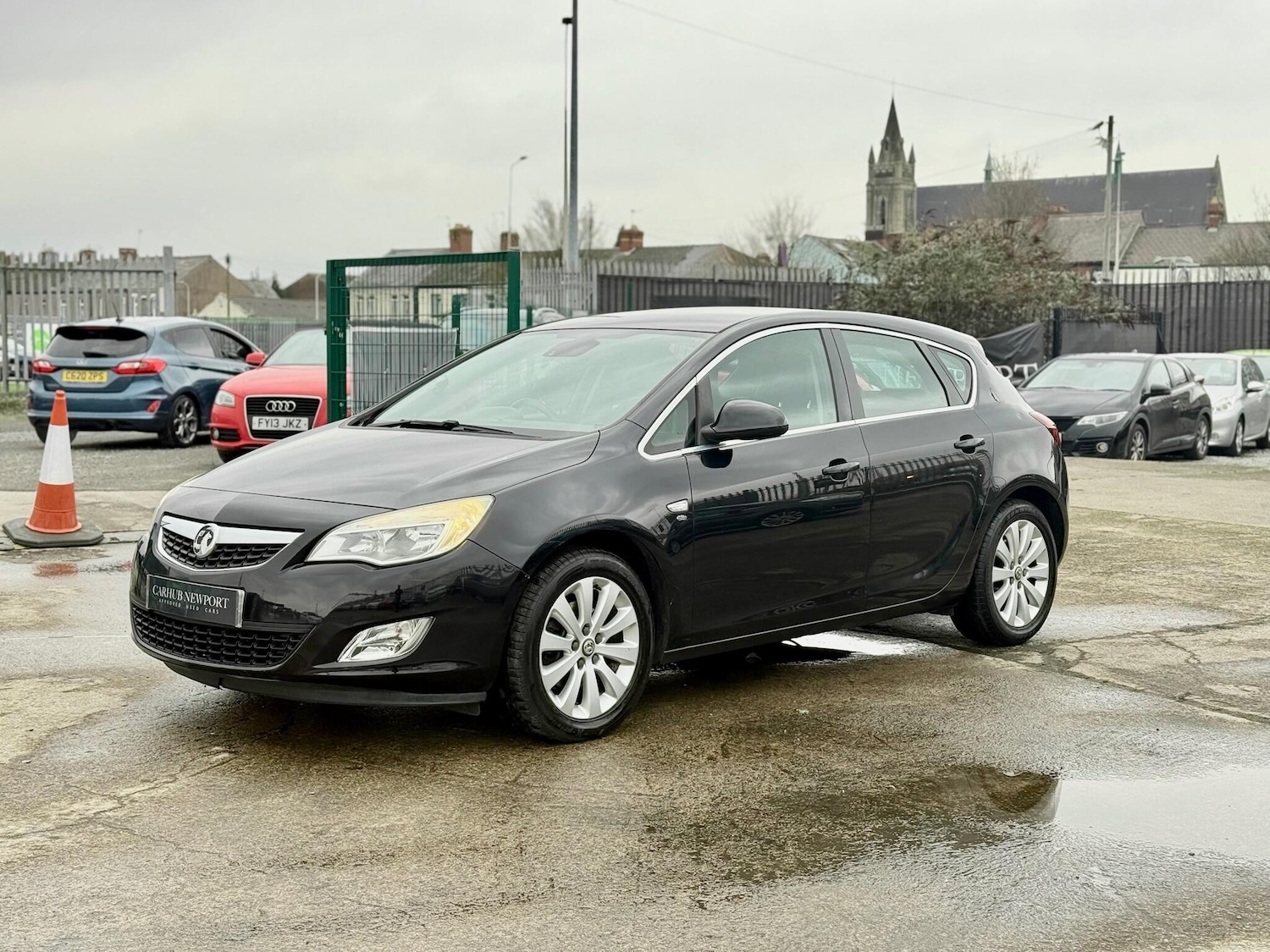 Used Vauxhall Astra 2011 for sale - 77344697: Photo 4
