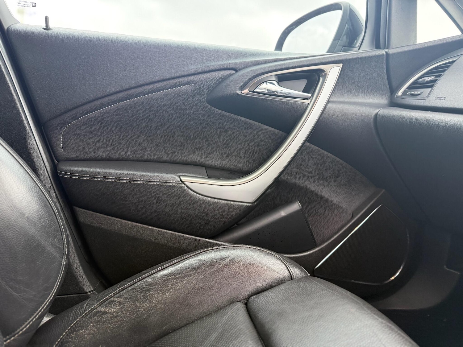 Used Vauxhall Astra 2011 for sale - 77344697: Photo 48