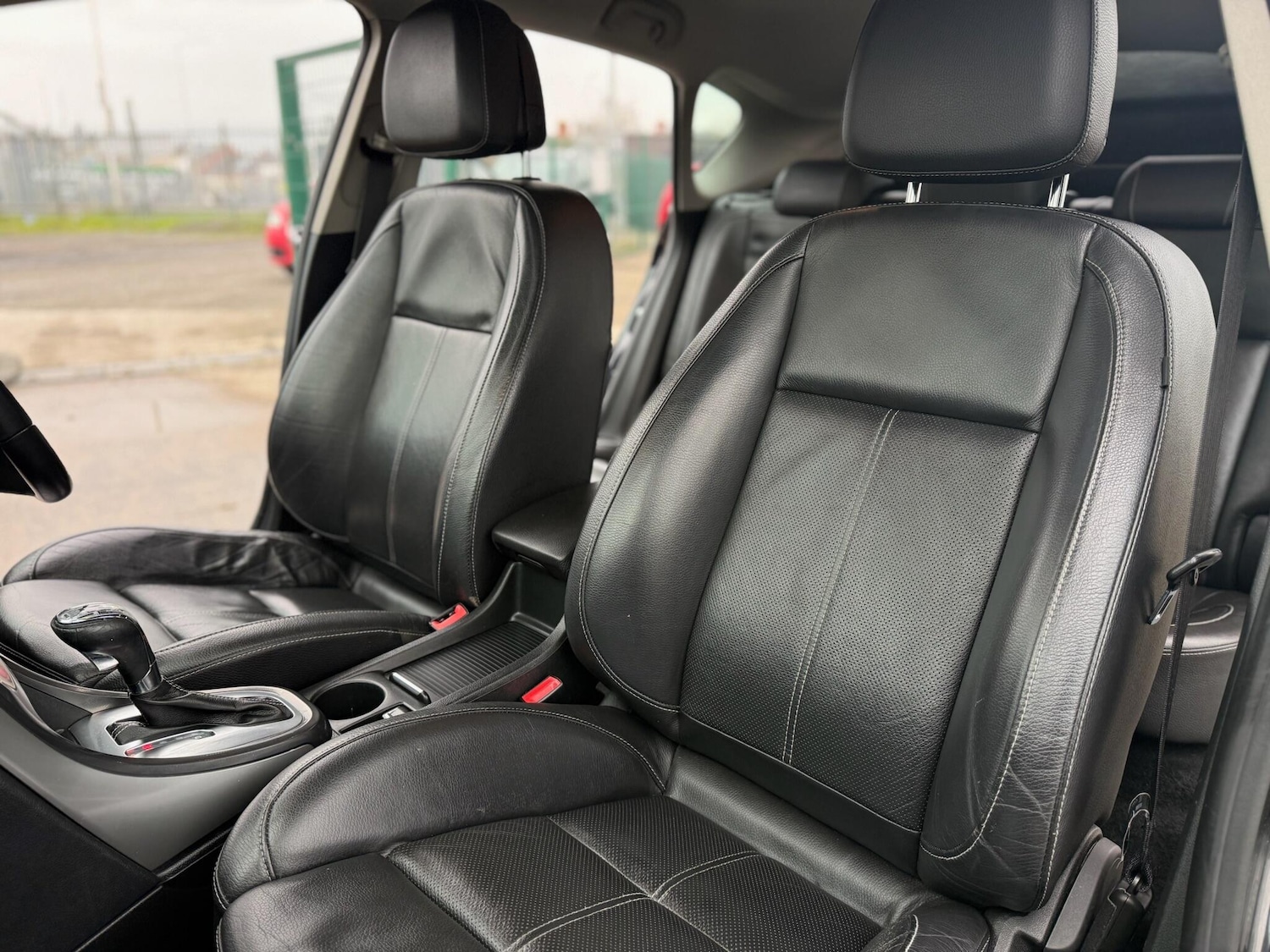 Used Vauxhall Astra 2011 for sale - 77344697: Photo 68