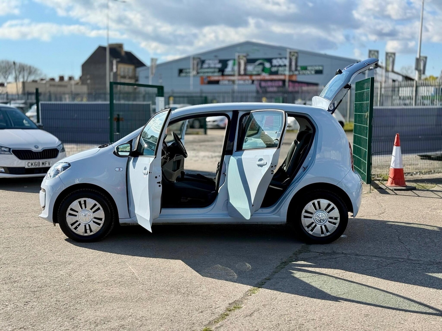 Used Volkswagen up! 2012 for sale - 78115505: Photo 11