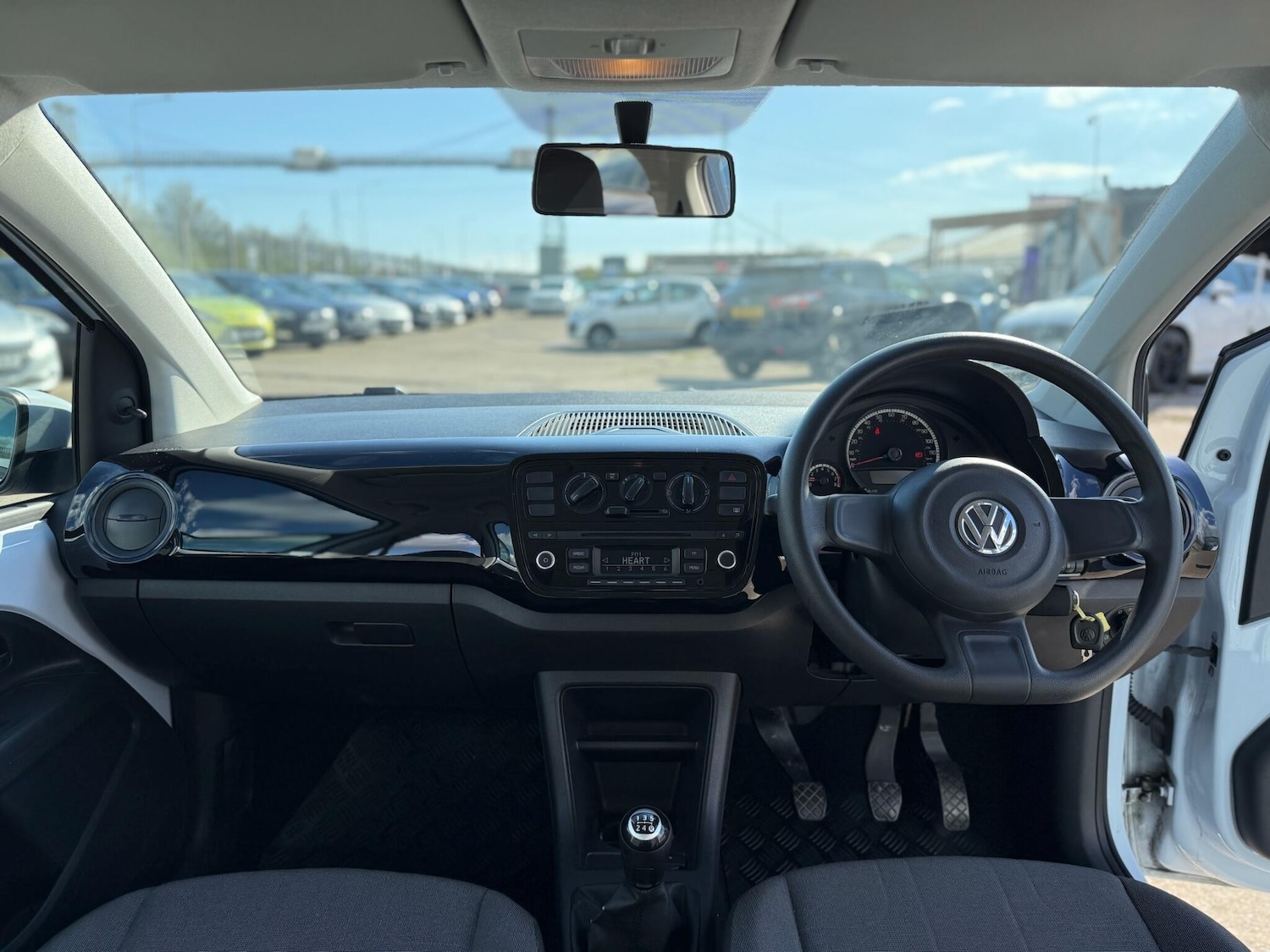 Used Volkswagen up! 2012 for sale - 78115505: Photo 26