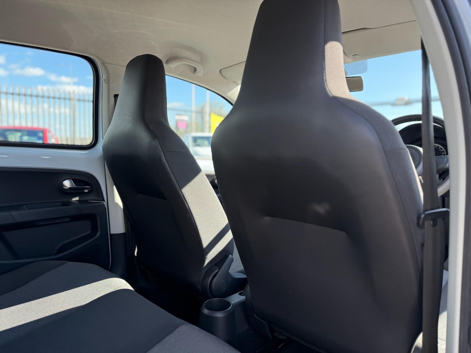 Used Volkswagen up! 2012 for sale - 78115505: Photo 35