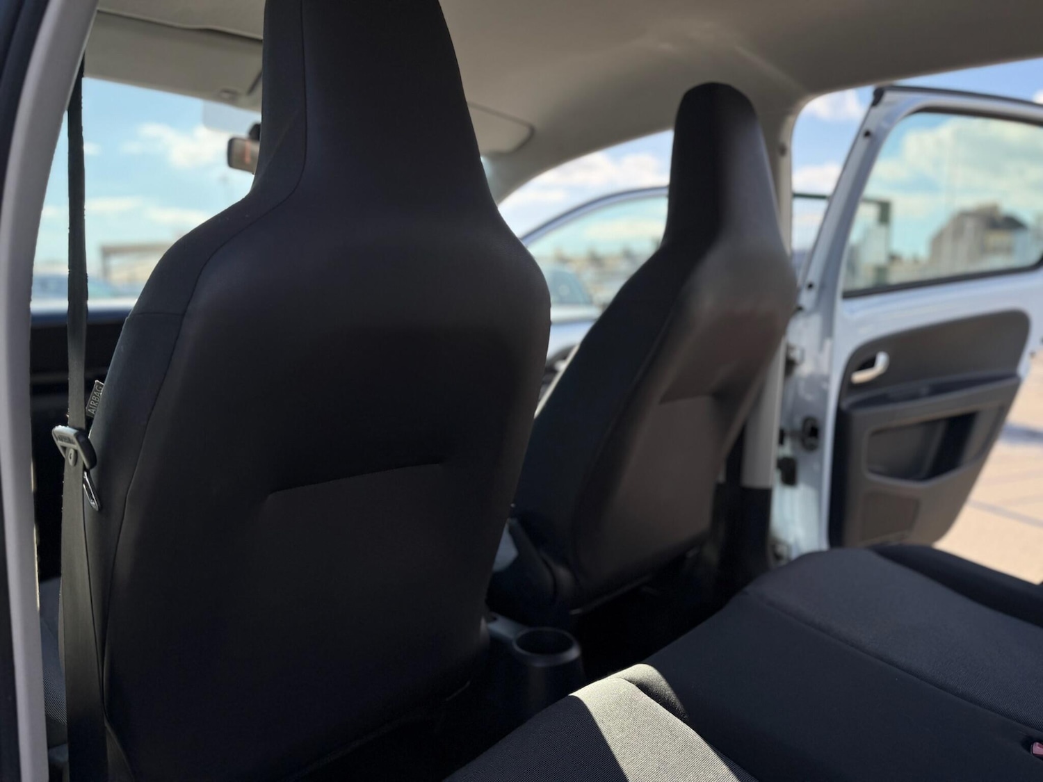 Used Volkswagen up! 2012 for sale - 78115505: Photo 41