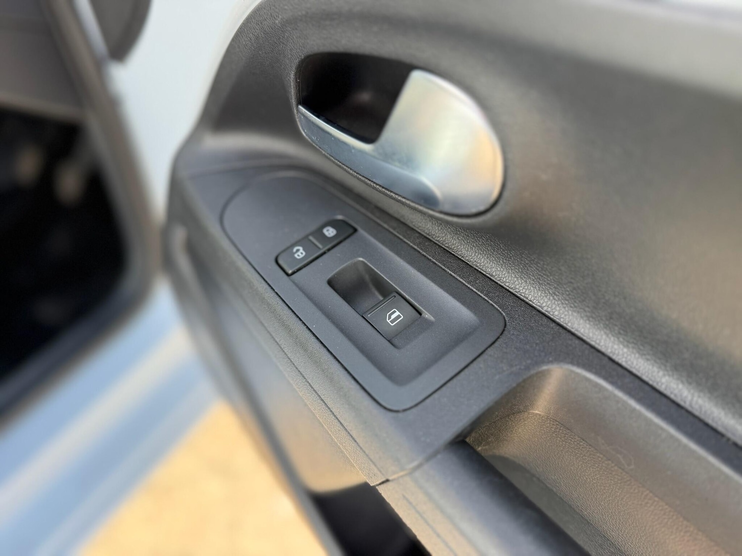 Used Volkswagen up! 2012 for sale - 78115505: Photo 44