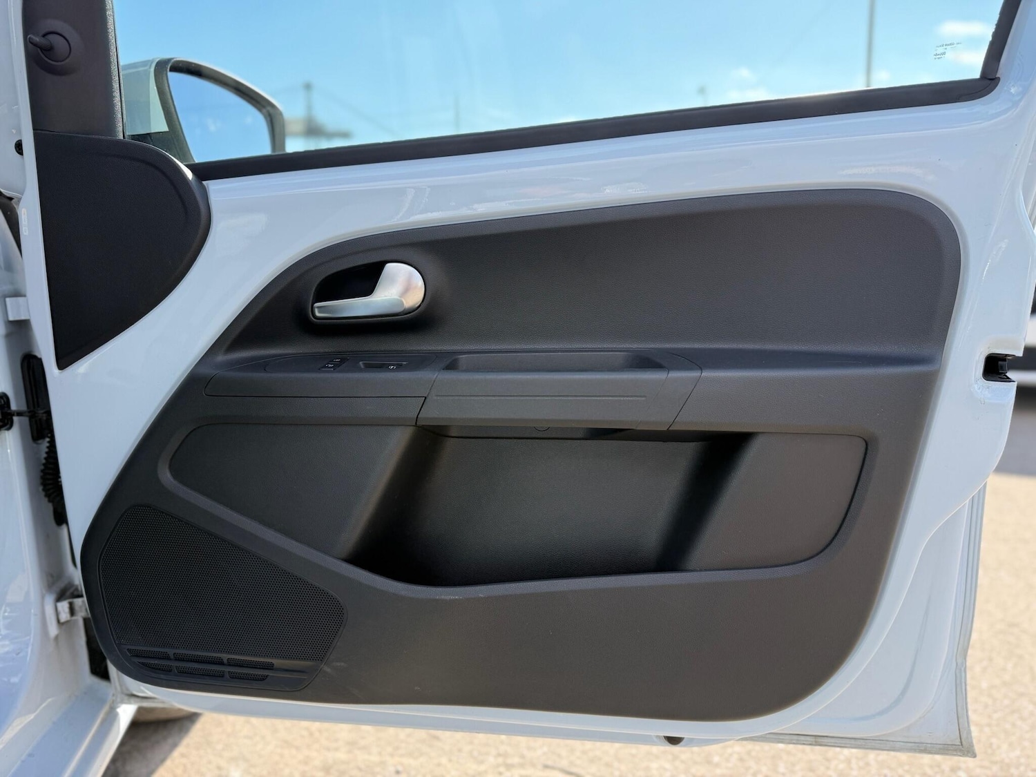 Used Volkswagen up! 2012 for sale - 78115505: Photo 48