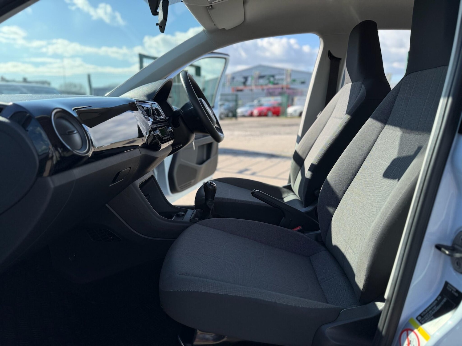 Used Volkswagen up! 2012 for sale - 78115505: Photo 66