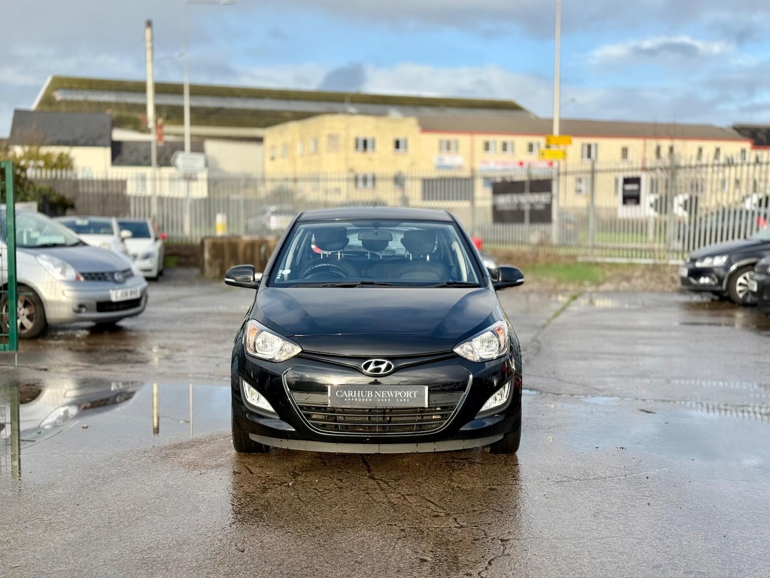 Used Hyundai i20 2014 for sale - 77060400: Photo 3