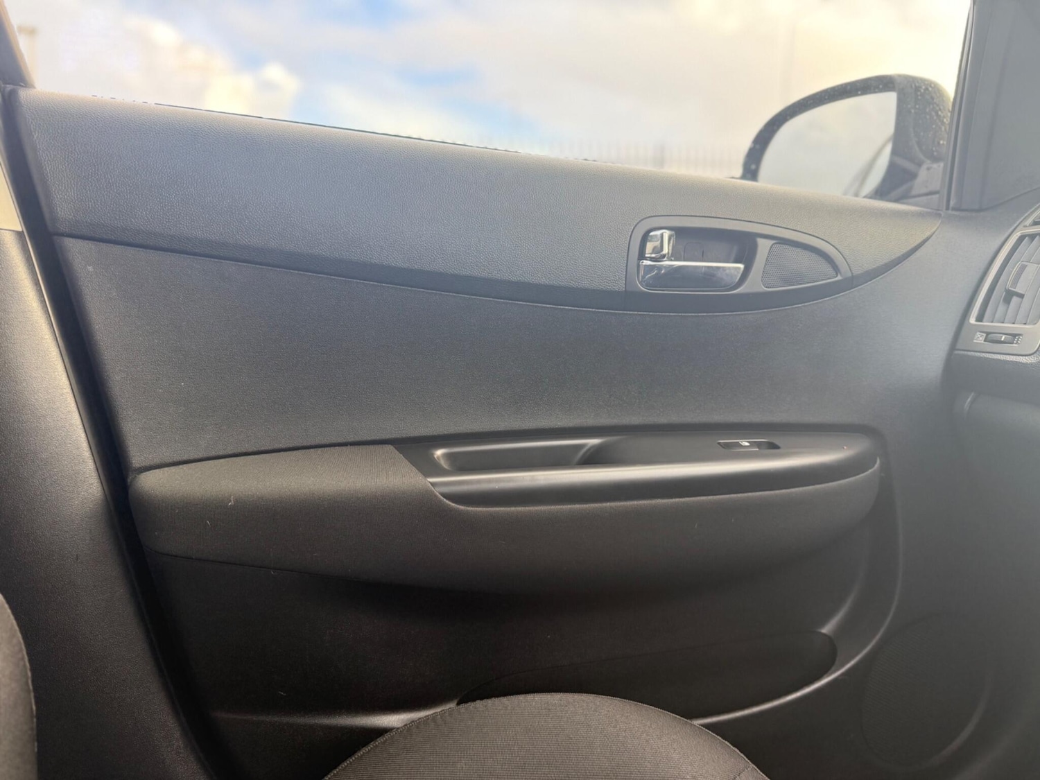 Used Hyundai i20 2014 for sale - 77060400: Photo 43