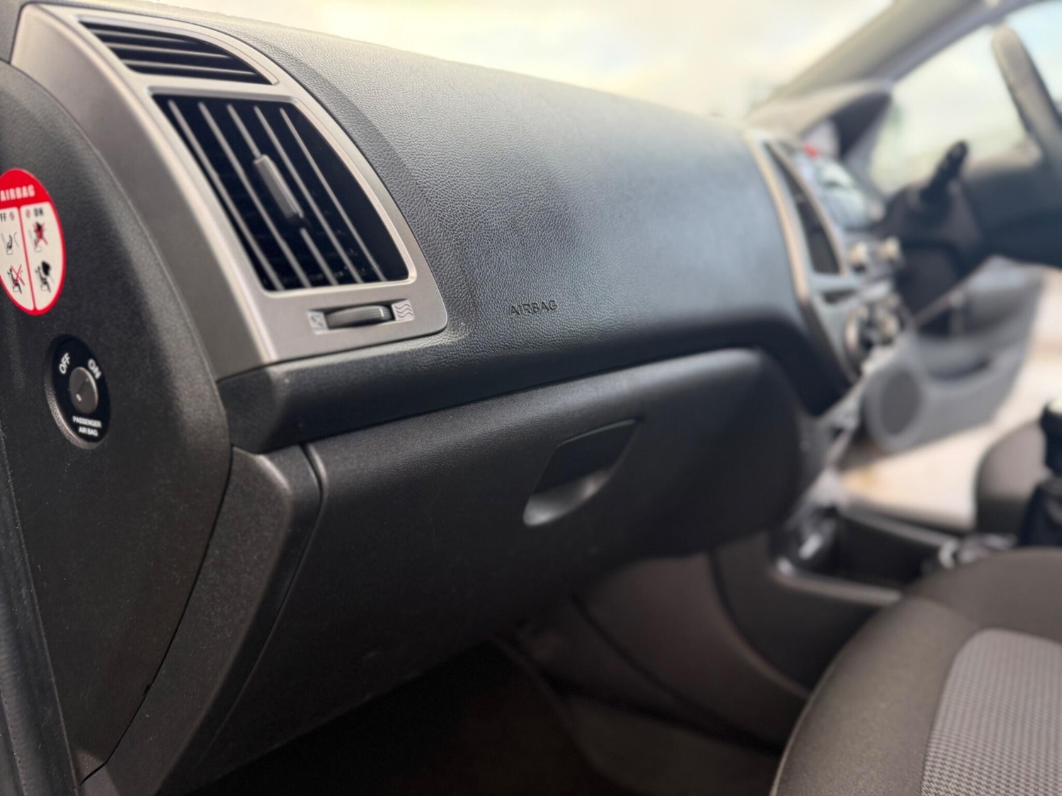 Used Hyundai i20 2014 for sale - 77060400: Photo 65