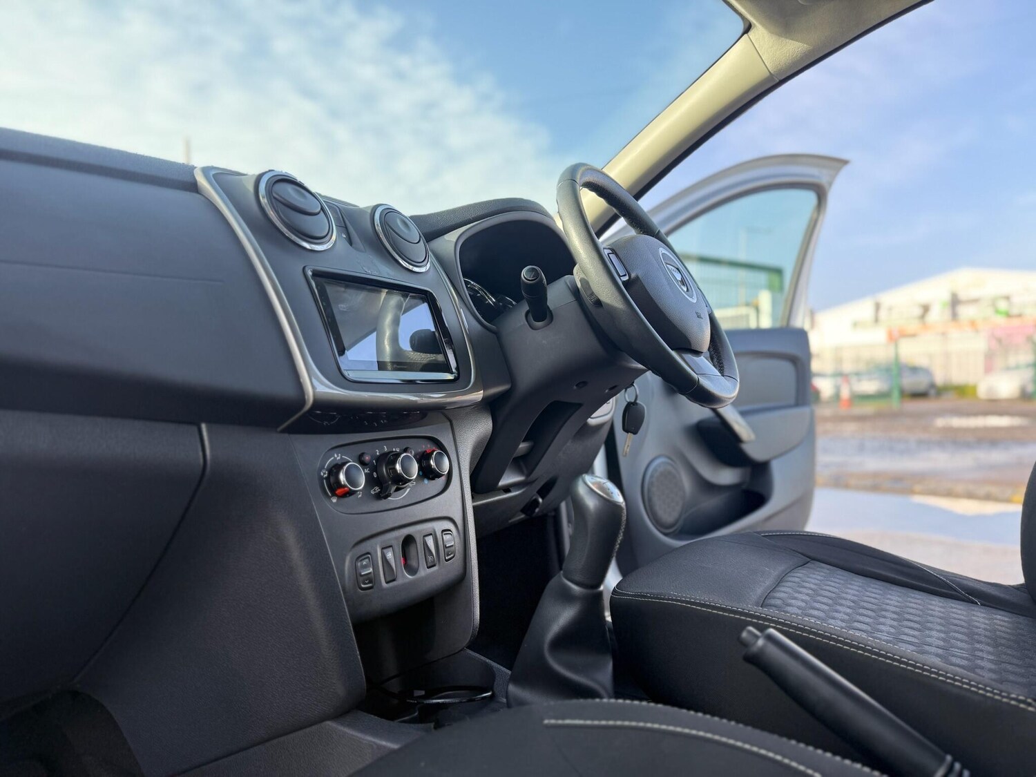 Used Dacia Sandero for sale - 77511460: Photo 23