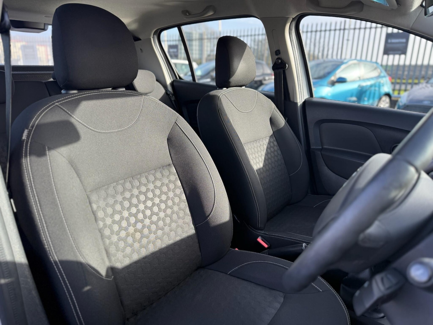 Used Dacia Sandero for sale - 77511460: Photo 24