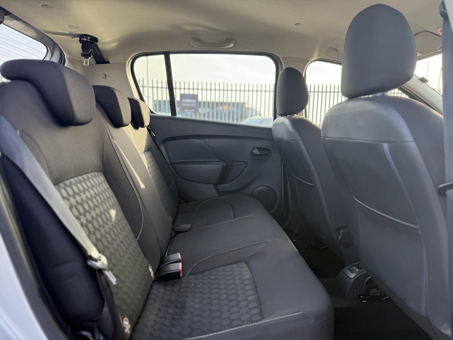 Used Dacia Sandero for sale - 77511460: Photo 27