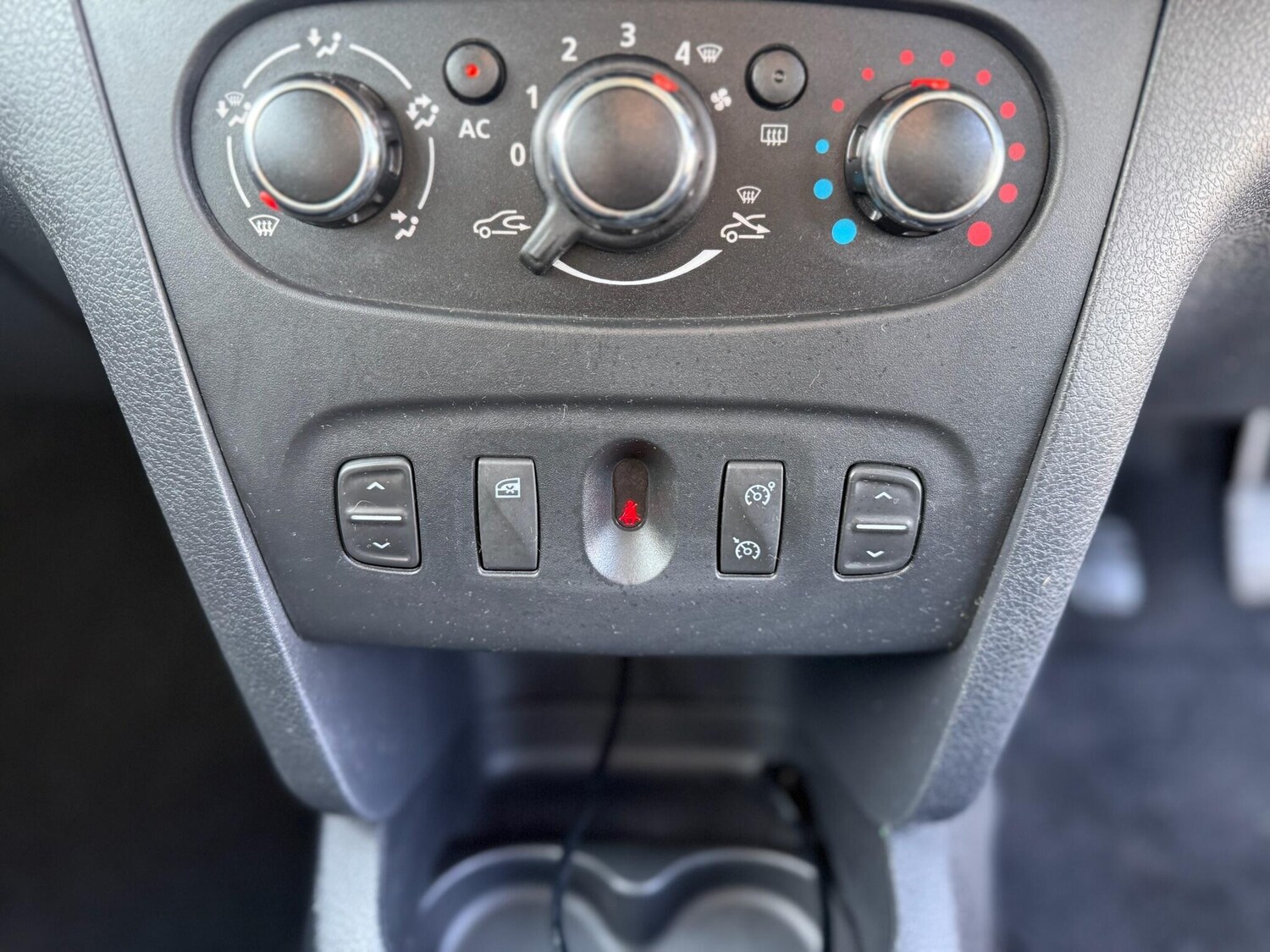 Used Dacia Sandero for sale - 77511460: Photo 43