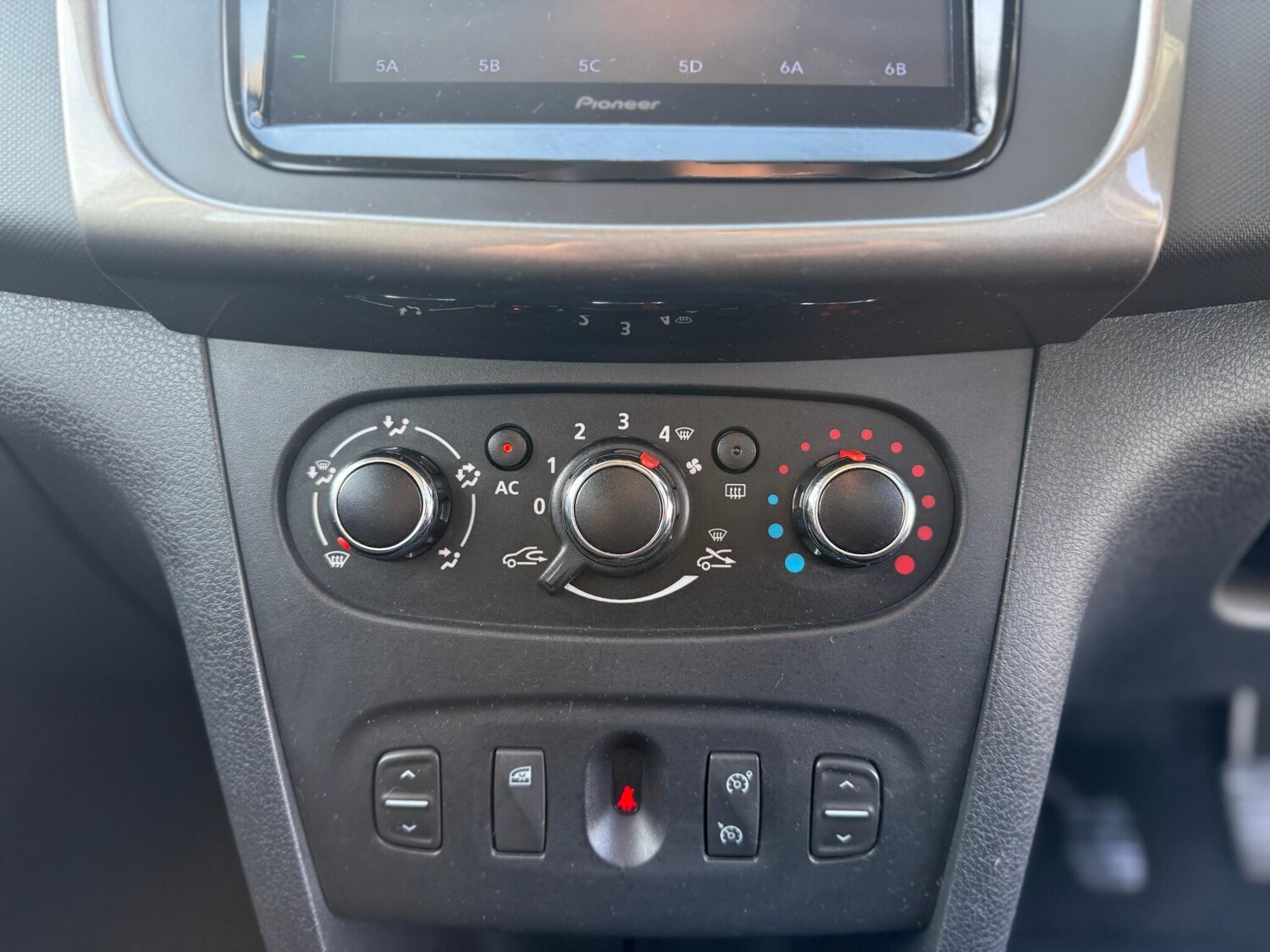 Used Dacia Sandero for sale - 77511460: Photo 75