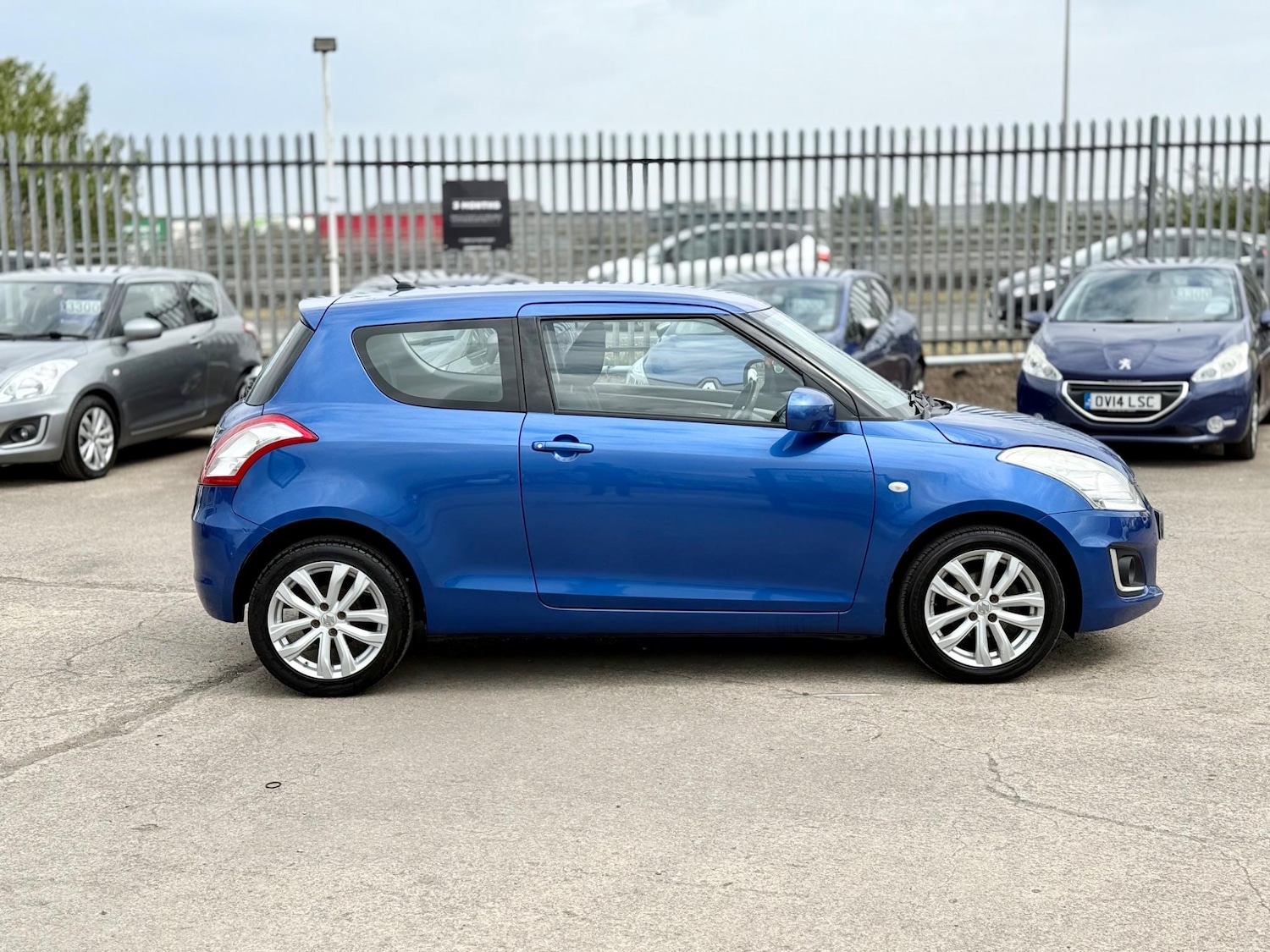 Used Suzuki Swift for sale - 76997323: Photo 12