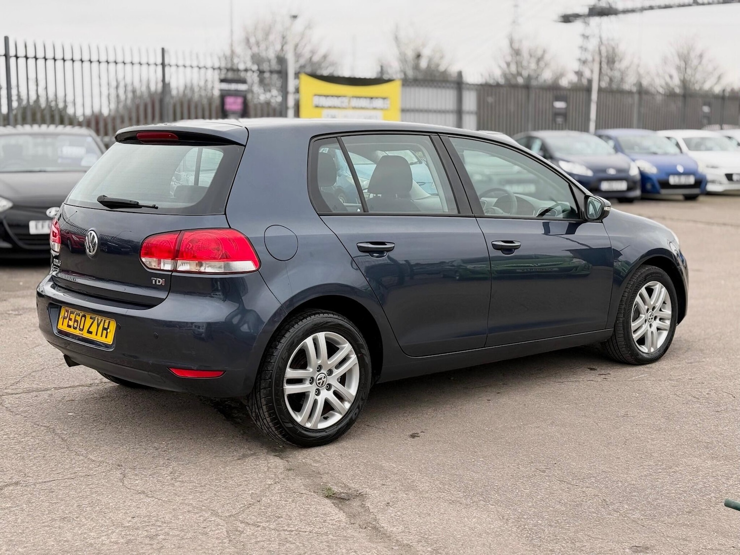 Used Volkswagen Golf 2010 for sale - 77091688: Photo 10