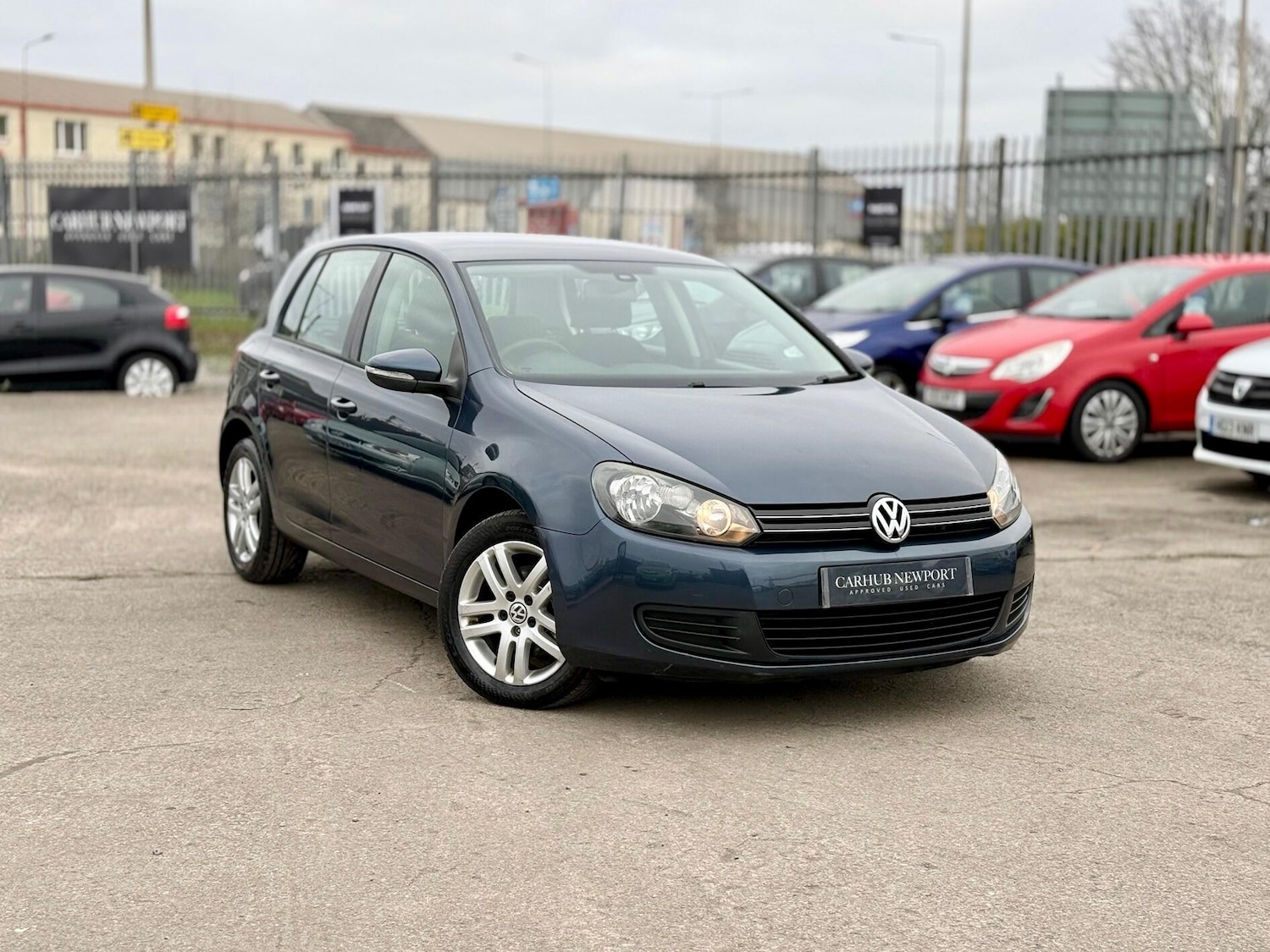 Used Volkswagen Golf 2010 for sale - 77091688: Photo 2