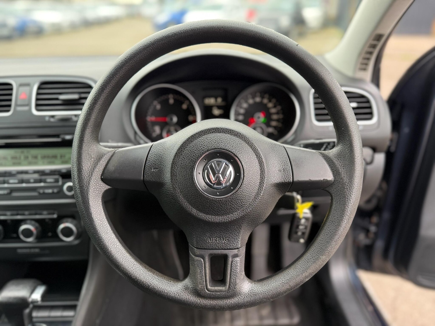 Used Volkswagen Golf 2010 for sale - 77091688: Photo 30