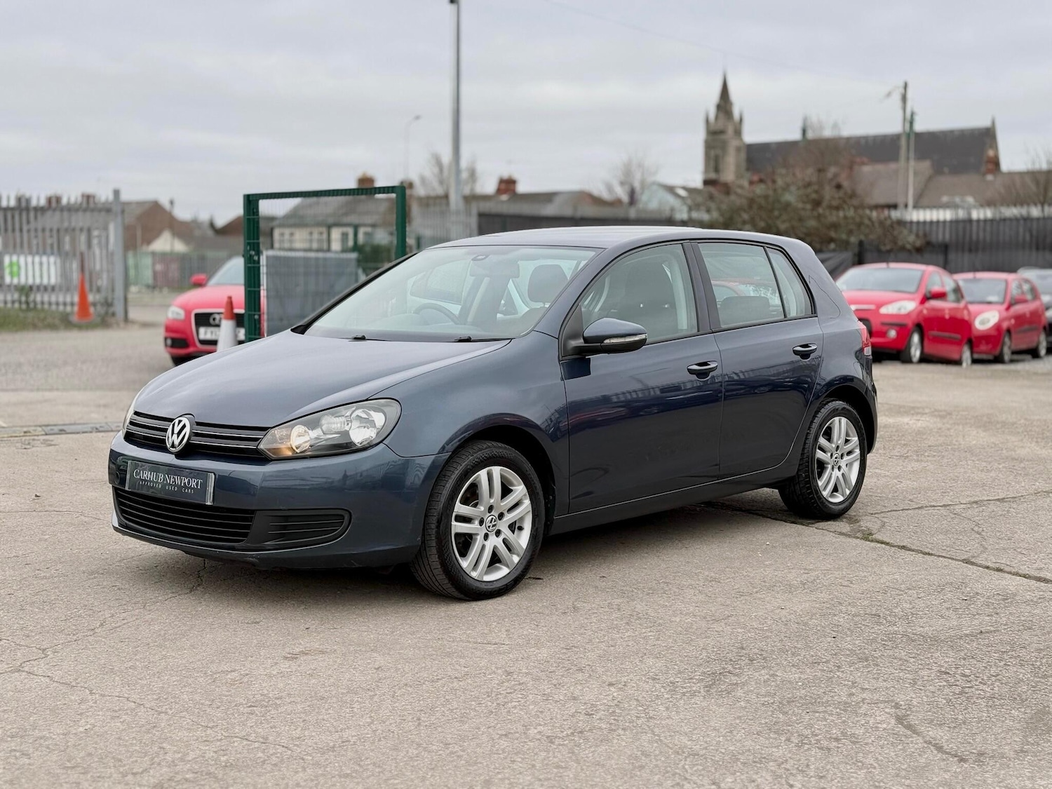 Used Volkswagen Golf 2010 for sale - 77091688: Photo 4