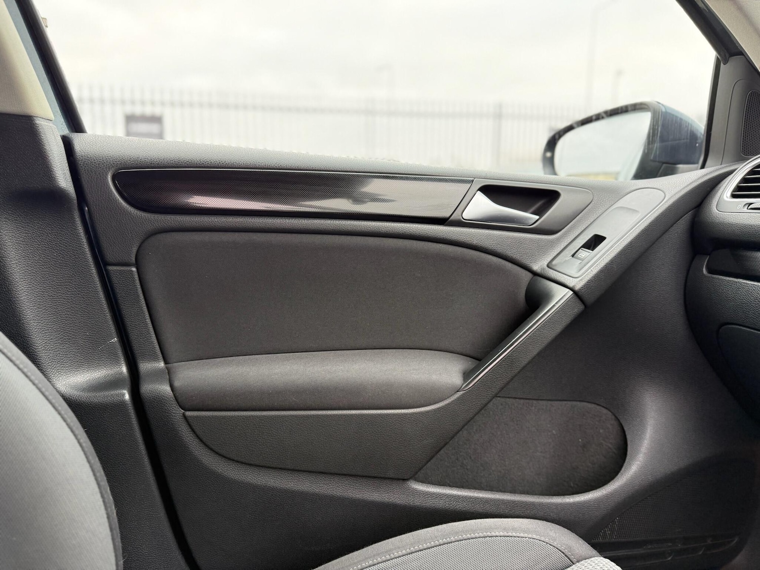 Used Volkswagen Golf 2010 for sale - 77091688: Photo 42