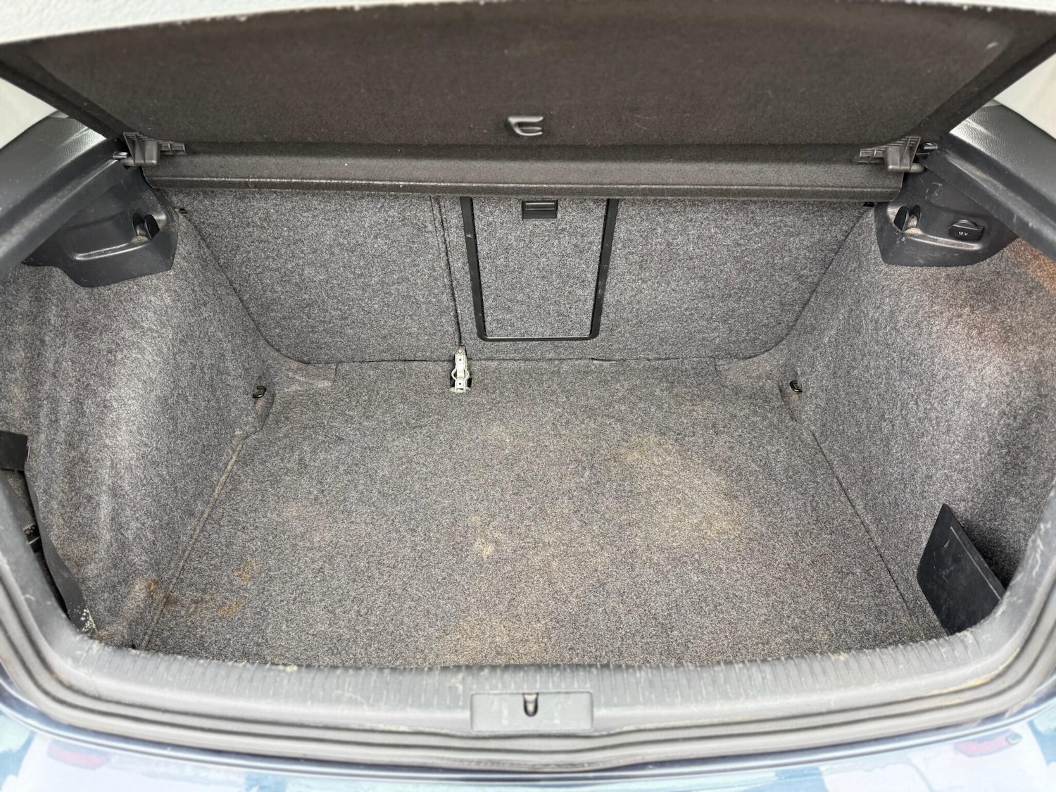 Used Volkswagen Golf 2010 for sale - 77091688: Photo 49