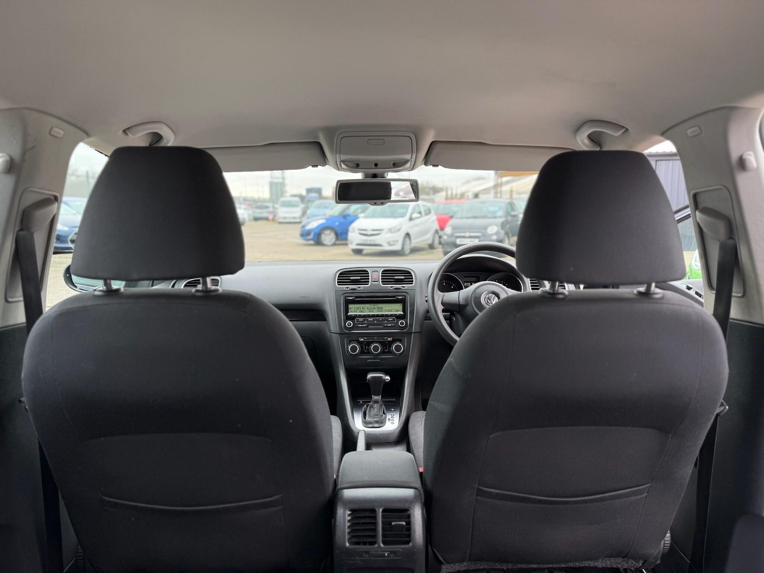 Used Volkswagen Golf 2010 for sale - 77091688: Photo 50