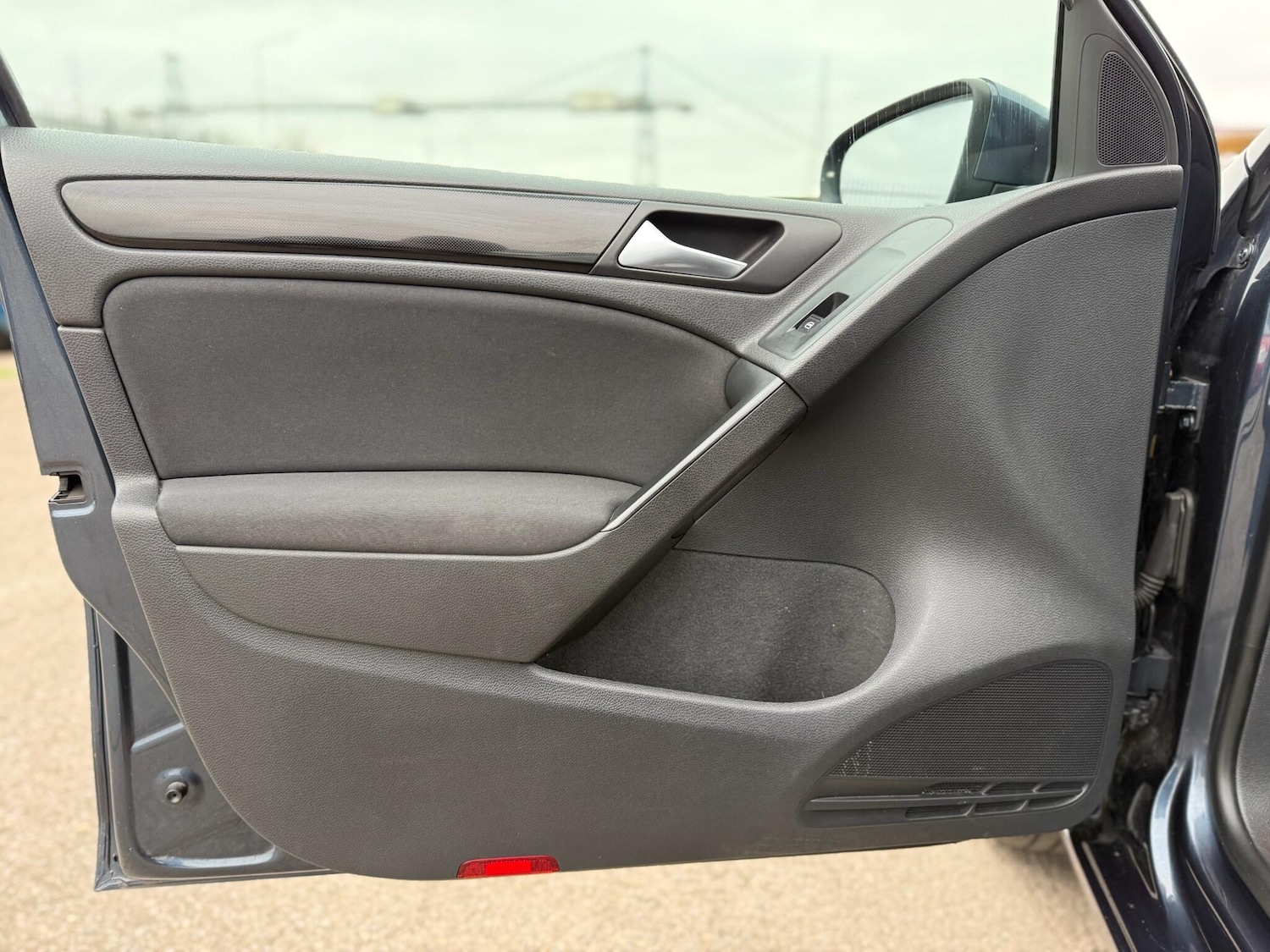 Used Volkswagen Golf 2010 for sale - 77091688: Photo 58