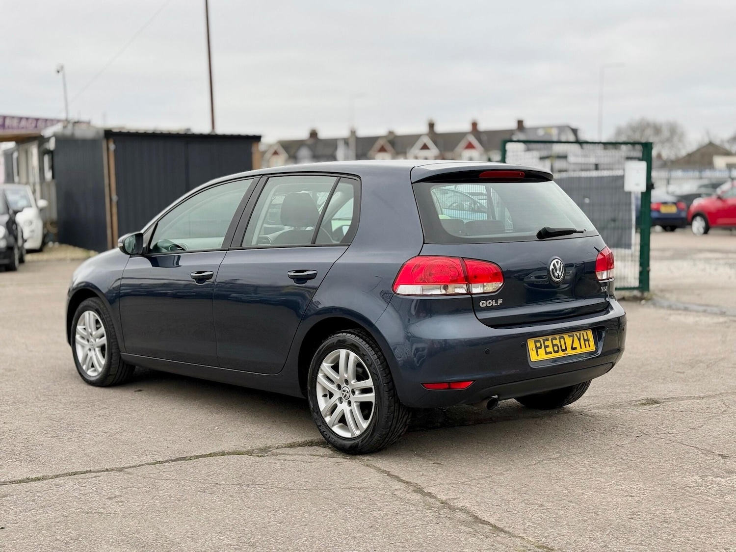 Used Volkswagen Golf 2010 for sale - 77091688: Photo 8