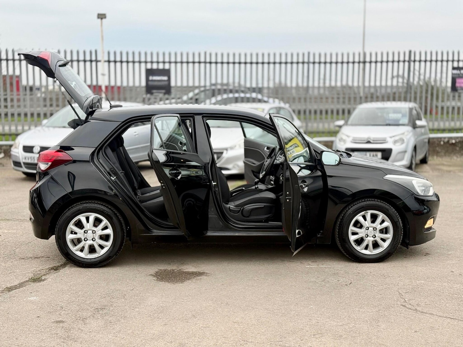 Used Hyundai i20 for sale - 78136271: Photo 14