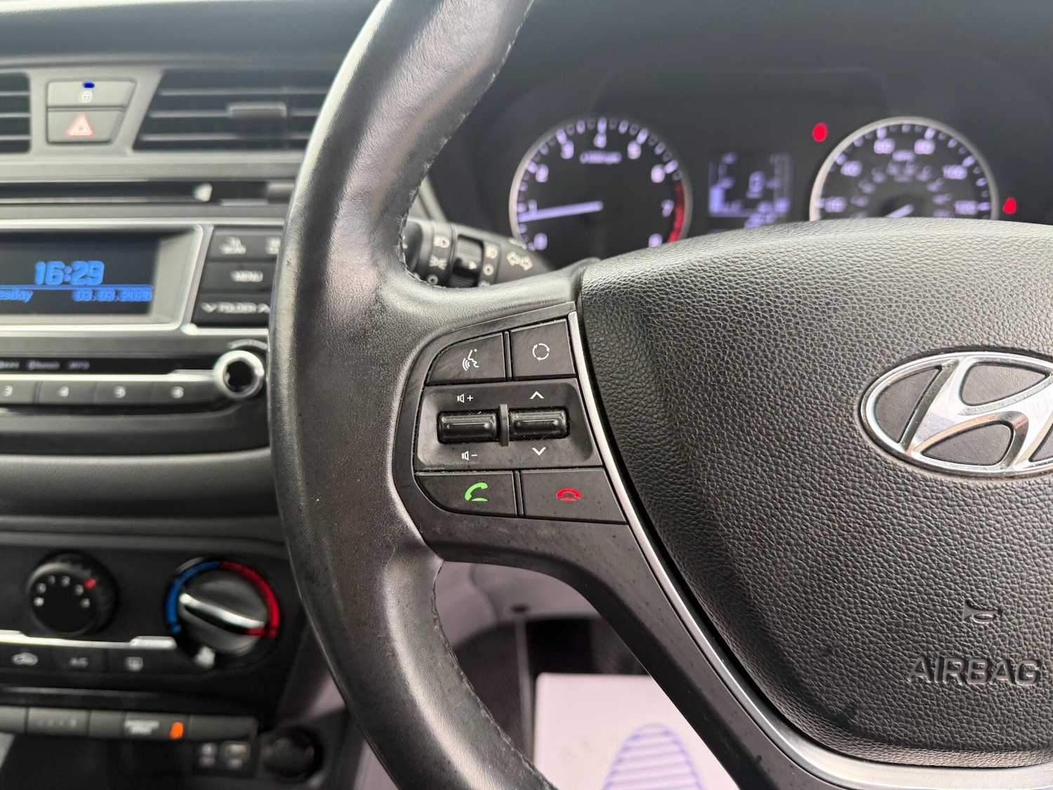 Used Hyundai i20 for sale - 78136271: Photo 40