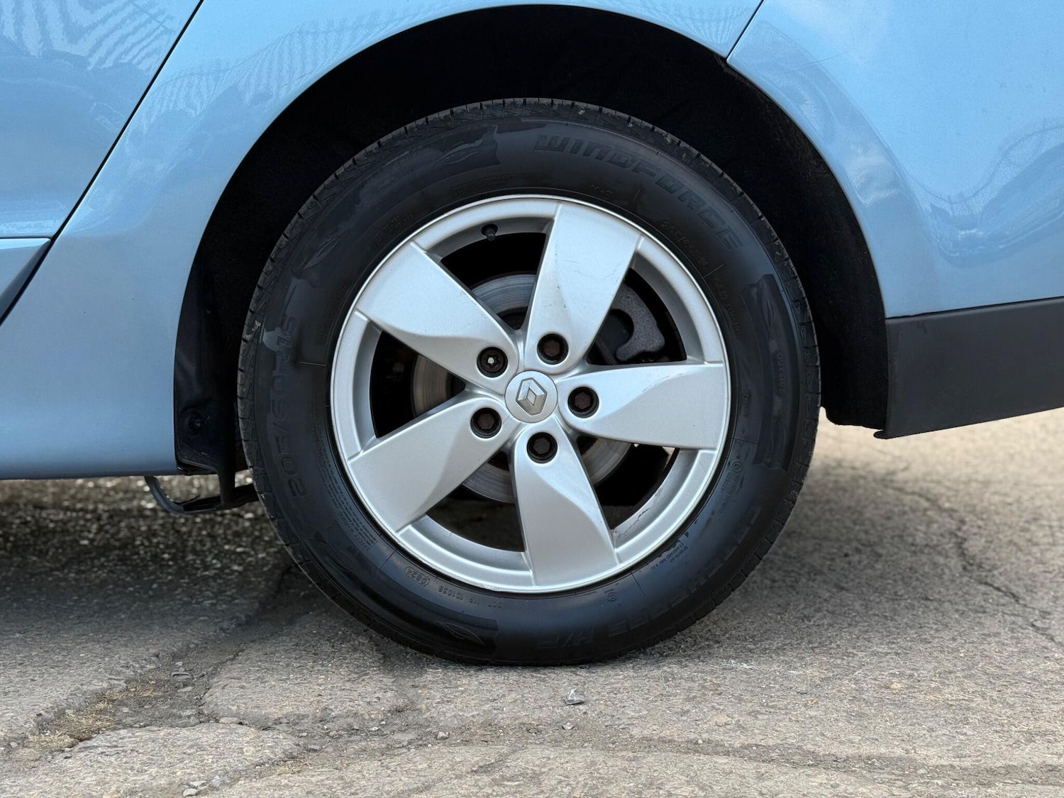 Used Renault Grand Scenic 2011 for sale - 75858141: Photo 15