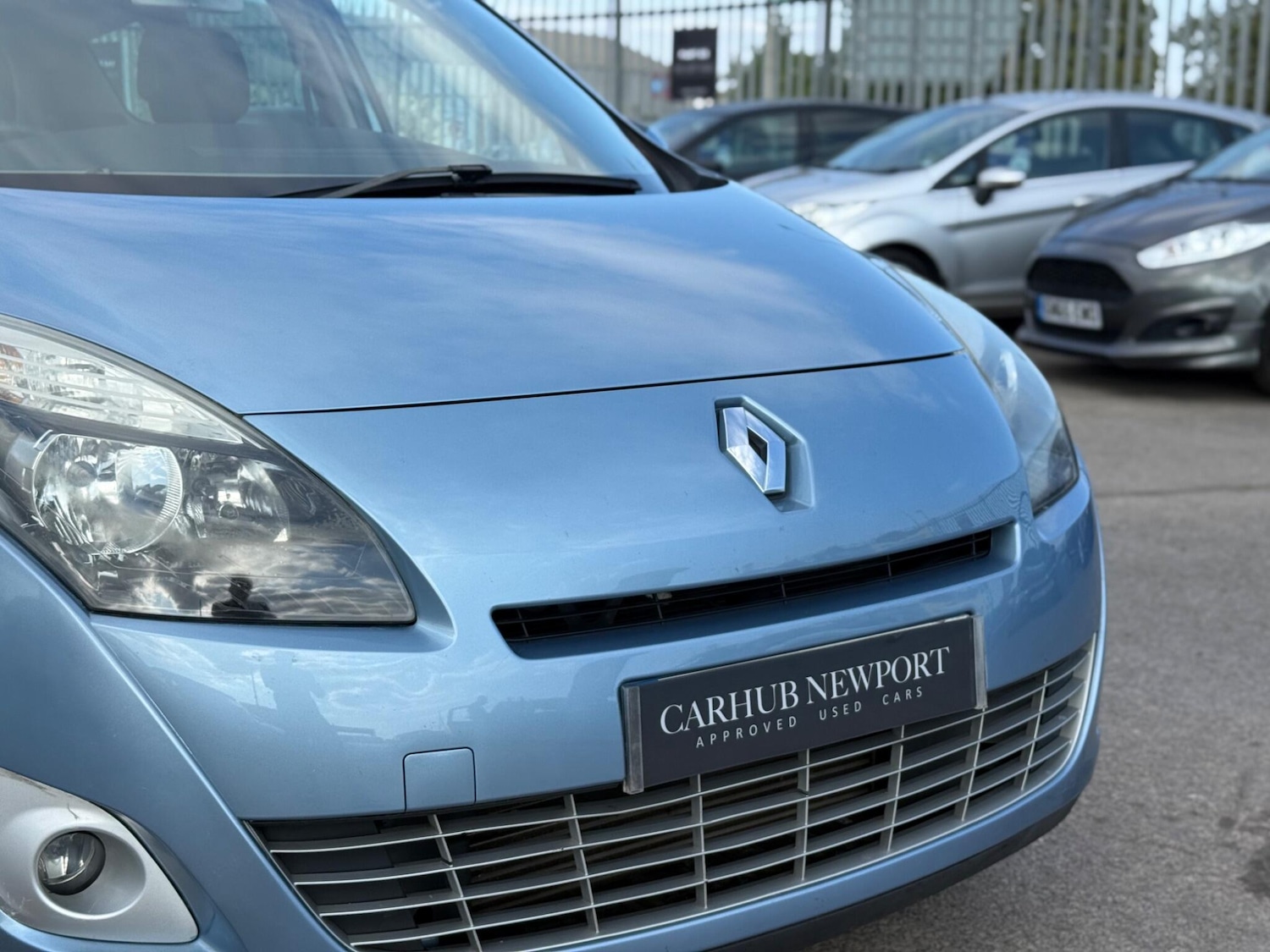 Used Renault Grand Scenic 2011 for sale - 75858141: Photo 19