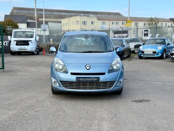 Used Renault Grand Scenic 2011 for sale - 75858141: Photo