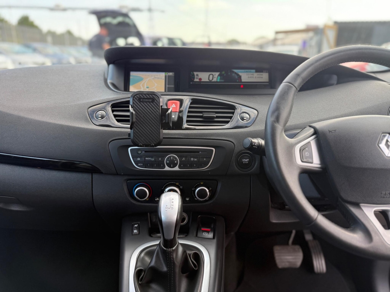 Used Renault Grand Scenic 2011 for sale - 75858141: Photo 43