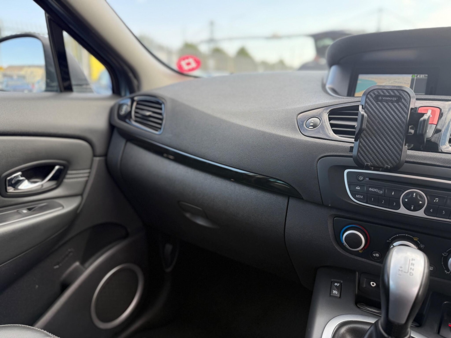 Used Renault Grand Scenic 2011 for sale - 75858141: Photo 44