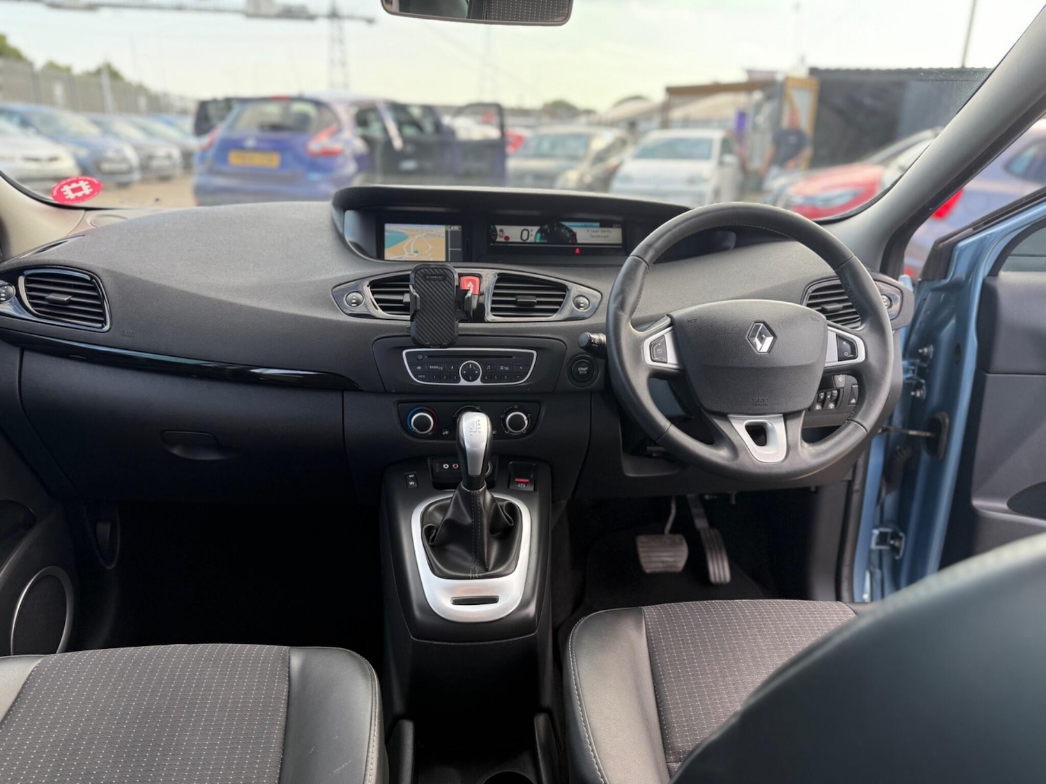 Used Renault Grand Scenic 2011 for sale - 75858141: Photo 72