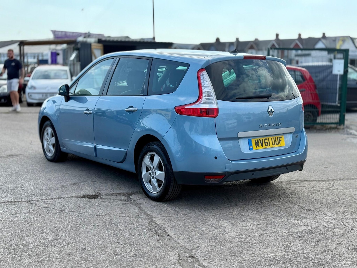 Used Renault Grand Scenic 2011 for sale - 75858141: Photo 8