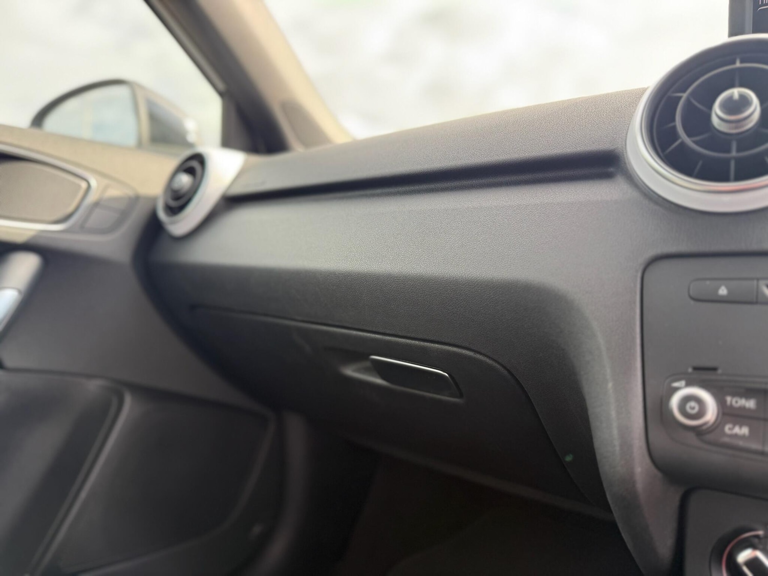 Used Audi A1 2014 for sale - 78047917: Photo 21