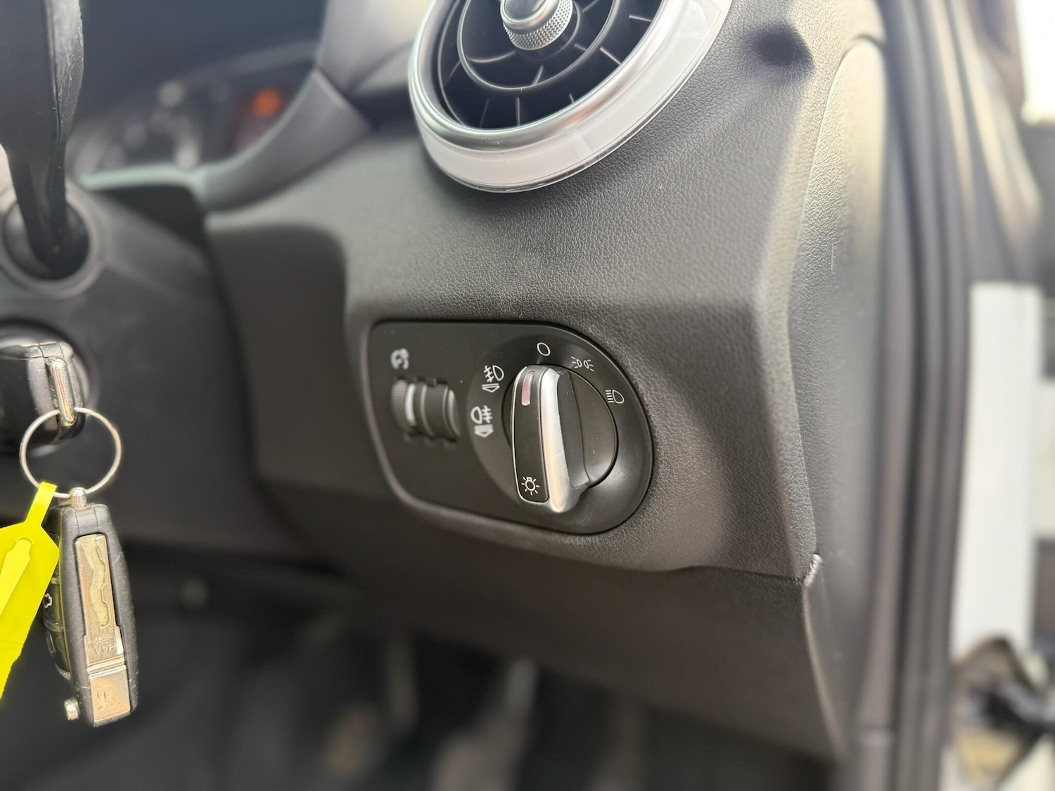 Used Audi A1 2014 for sale - 78047917: Photo 43