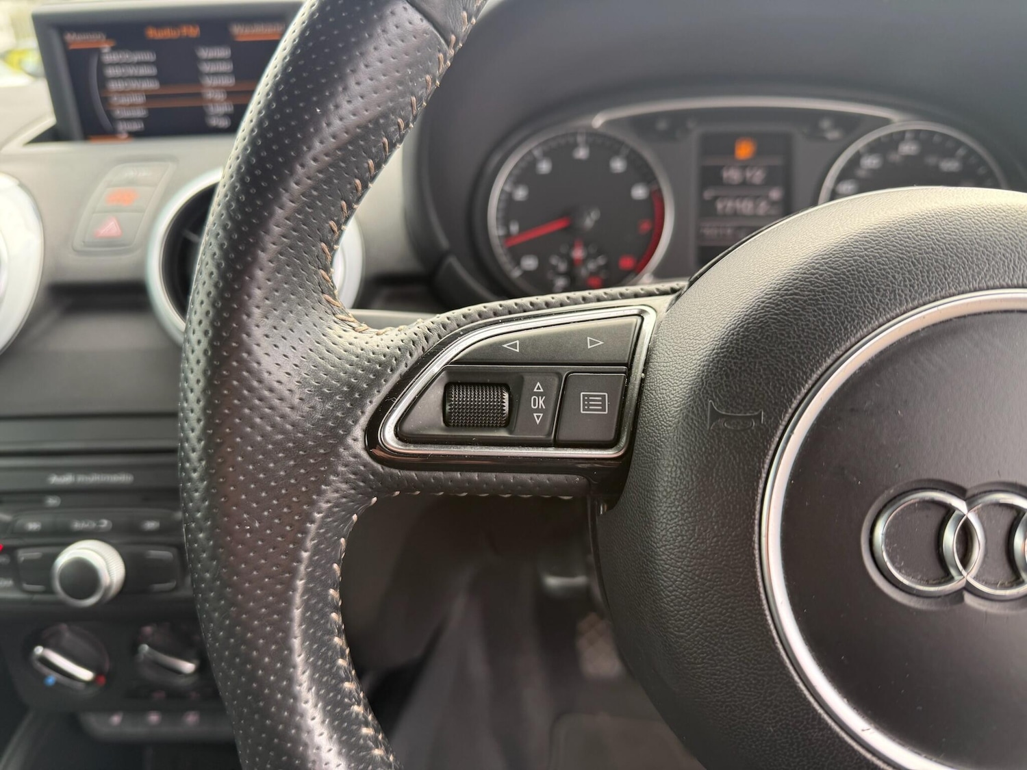 Used Audi A1 2014 for sale - 78047917: Photo 59